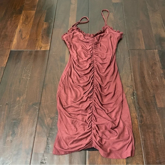 Windsor Dress Women’s Medium Ruched Mini Dress Stretch - Picture 1 of 6